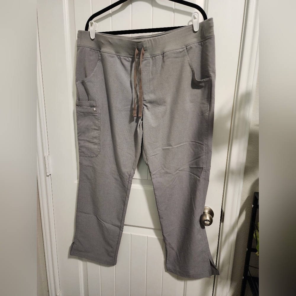 Figs Kade scrub pants
